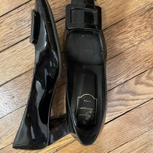 Roger Vivier black chunky heel